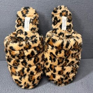 Madewell Leopard Print‎ Fuzzy Slippers